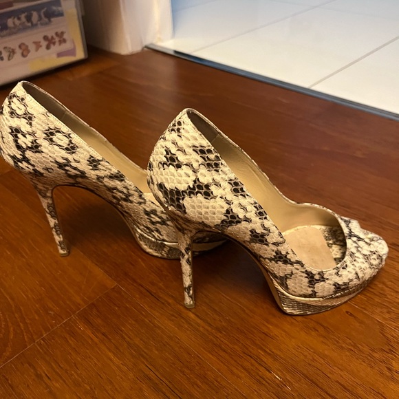 Jimmy Choo snakeskin platform peep toe sandals - Picture 3 of 4